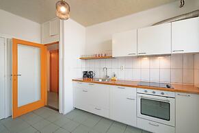 Large Antwerp City Center Apartments2bbns