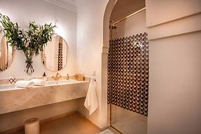 Riad Anaqa
