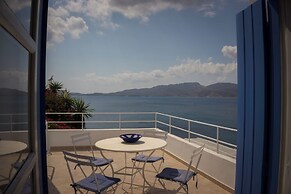 Villa Soleil Milos - Delmar Collection
