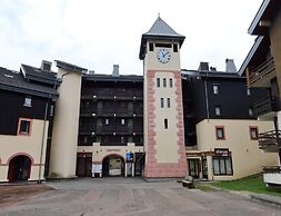 Slope-access Morillon Apartment for 4