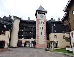 Slope-access Morillon Apartment for 4