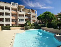 Cap D'agde Large Beach Stay for Eight