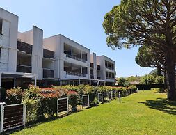 Spacious Marina Stay for Six