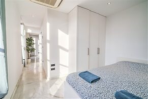 9-persons Apartment in Centre of Antwerp