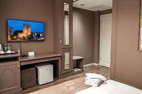 Parlament Hotel