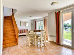 Group Retreat With Four Bedrooms
