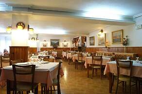 Hostal Pirineos Meliz