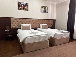 GRAND TURON PLAZA HOTEL
