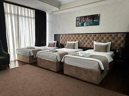 GRAND TURON PLAZA HOTEL
