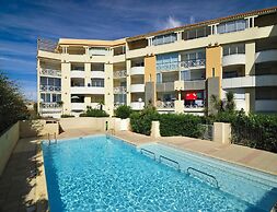 Spacious Coastal Stay for 8 in Cap D'agde