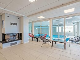 Beach Flat With Pool