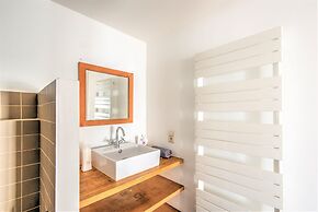 Elegant Duplex Apartment Antwerp