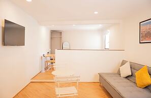 Patio 7 Studios