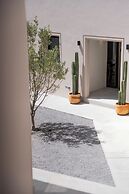 Patio 7 Studios
