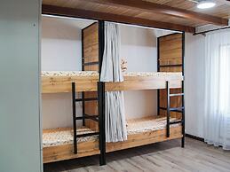 Dolon Hostel