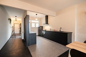 2BR Apartment Near Grand Central for 14P