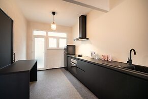2BR Apartment Near Grand Central for 14P