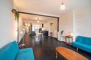 2BR Apartment Near Grand Central for 14P