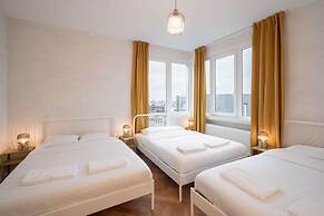 2BR Apartment - Central Station Area