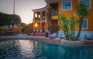 Chalet With Pool Meia Praia Beach, Lagos