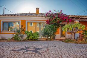 Chalet With Pool Meia Praia Beach, Lagos