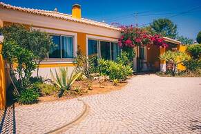 Chalet With Pool Meia Praia Beach, Lagos