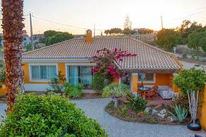 Chalet With Pool Meia Praia Beach, Lagos