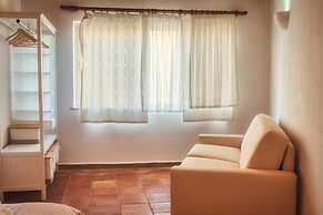 Chalet With Pool Meia Praia Beach, Lagos