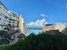 Caribbean View at Cancun Plaza Condos