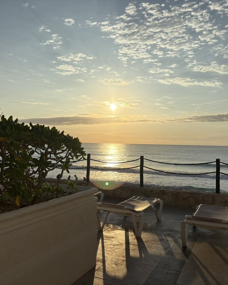 Caribbean View at Cancun Plaza Condos
