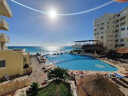 Caribbean View at Cancun Plaza Condos