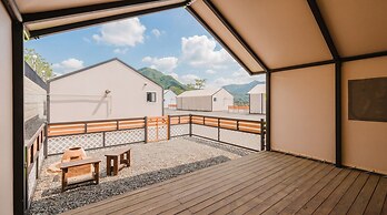 Pocheon Youngyoung Glamping