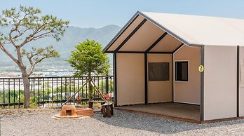 Pocheon Youngyoung Glamping