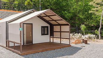 Pocheon Youngyoung Glamping