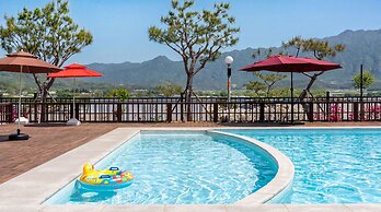 Pocheon Youngyoung Glamping