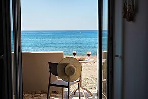 Fodele Beach Front Apts.