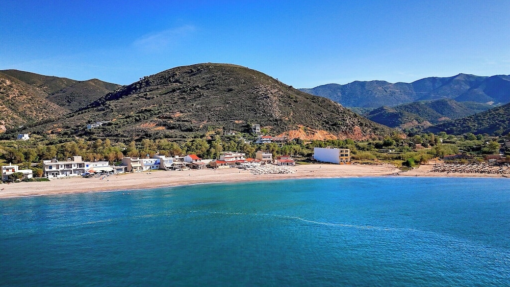 Fodele Beach Front Apts.