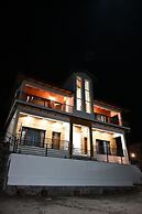 Valley View Retreat Stays