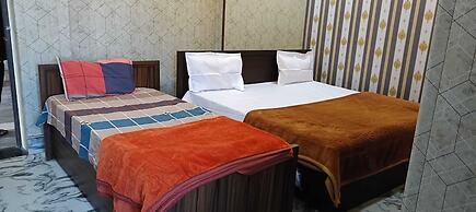 Hotel Shri Narayan