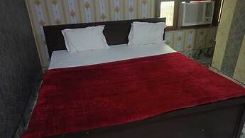 Hotel Shri Narayan