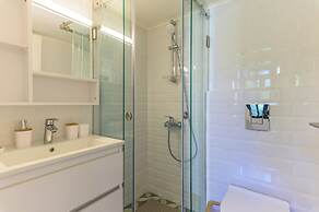 Quattro - Deluxe Studios & Rooftop in Batroun