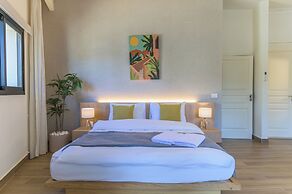 Quattro - Deluxe Studios & Rooftop in Batroun