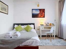 Xin Hotel at Udomsuk 25