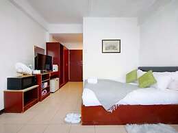 Xin Hotel at Udomsuk 25