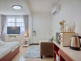 Xin Hotel at Udomsuk 25
