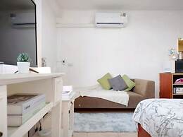 Xin Hotel at Udomsuk 25