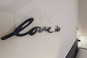 Five Boutique Rooms - Camera 1