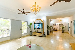 Reebah Inn & Suites