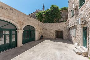 Apartman Listun