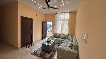 Bliss Serviced Apartment